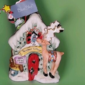 Blue Sky Clayworks REINDEER COTTAGE Holiday Deco Tealight Holder, Goldminc, NWT